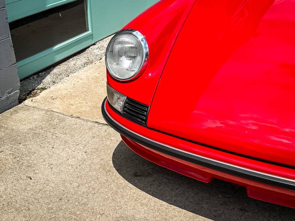 Porsche-911-1969-Convertible-6