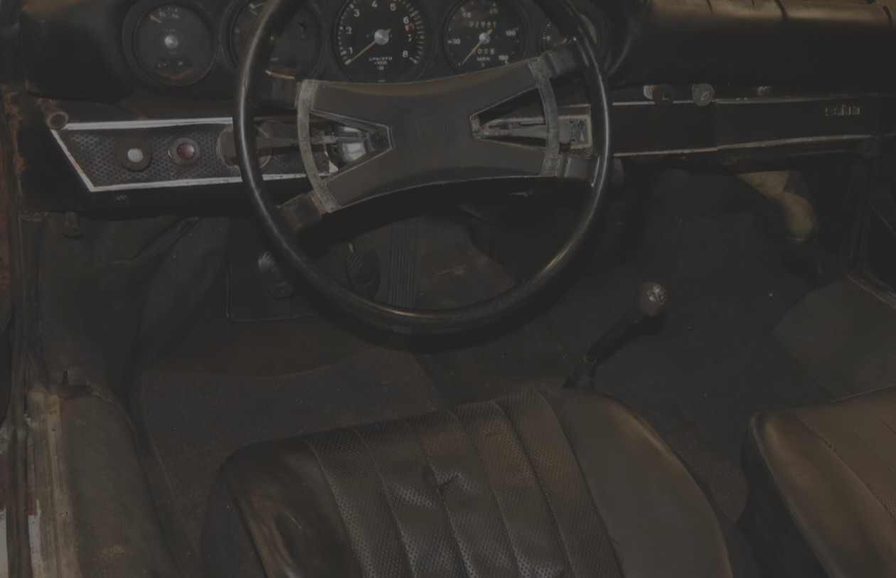 Porsche-911-1970-Coupe-19