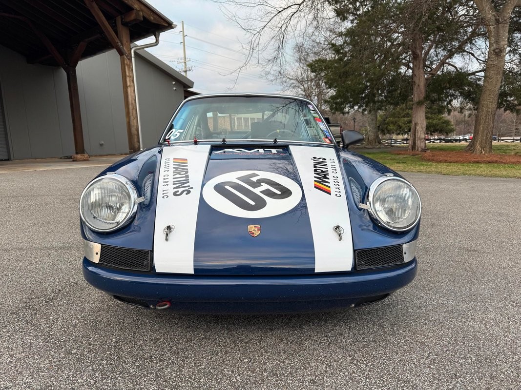Porsche-911-1971-10