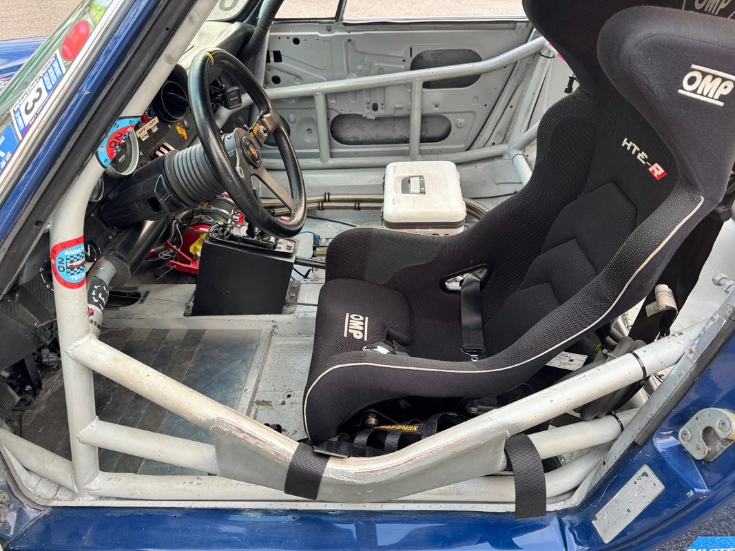 Porsche-911-1971-18