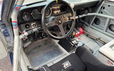 Porsche-911-1971-19