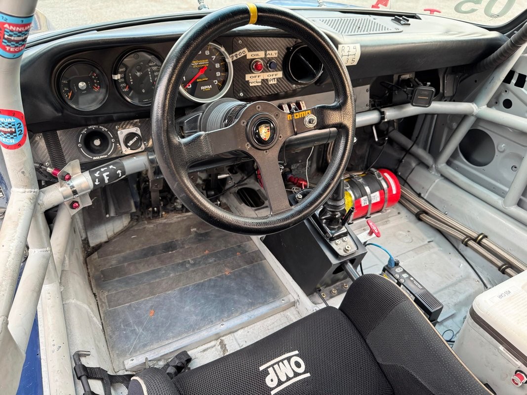 Porsche-911-1971-20