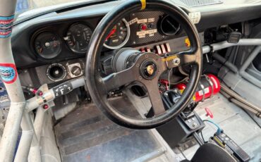 Porsche-911-1971-23