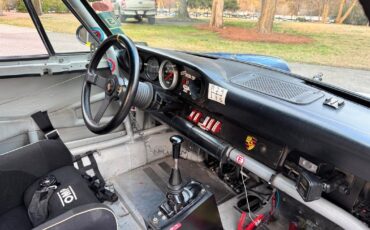 Porsche-911-1971-36