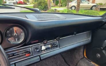 Porsche-911-1973-Coupe-10