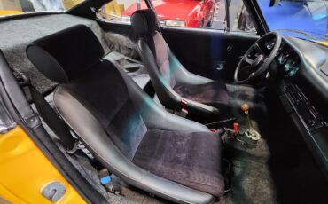 Porsche-911-1973-Coupe-11