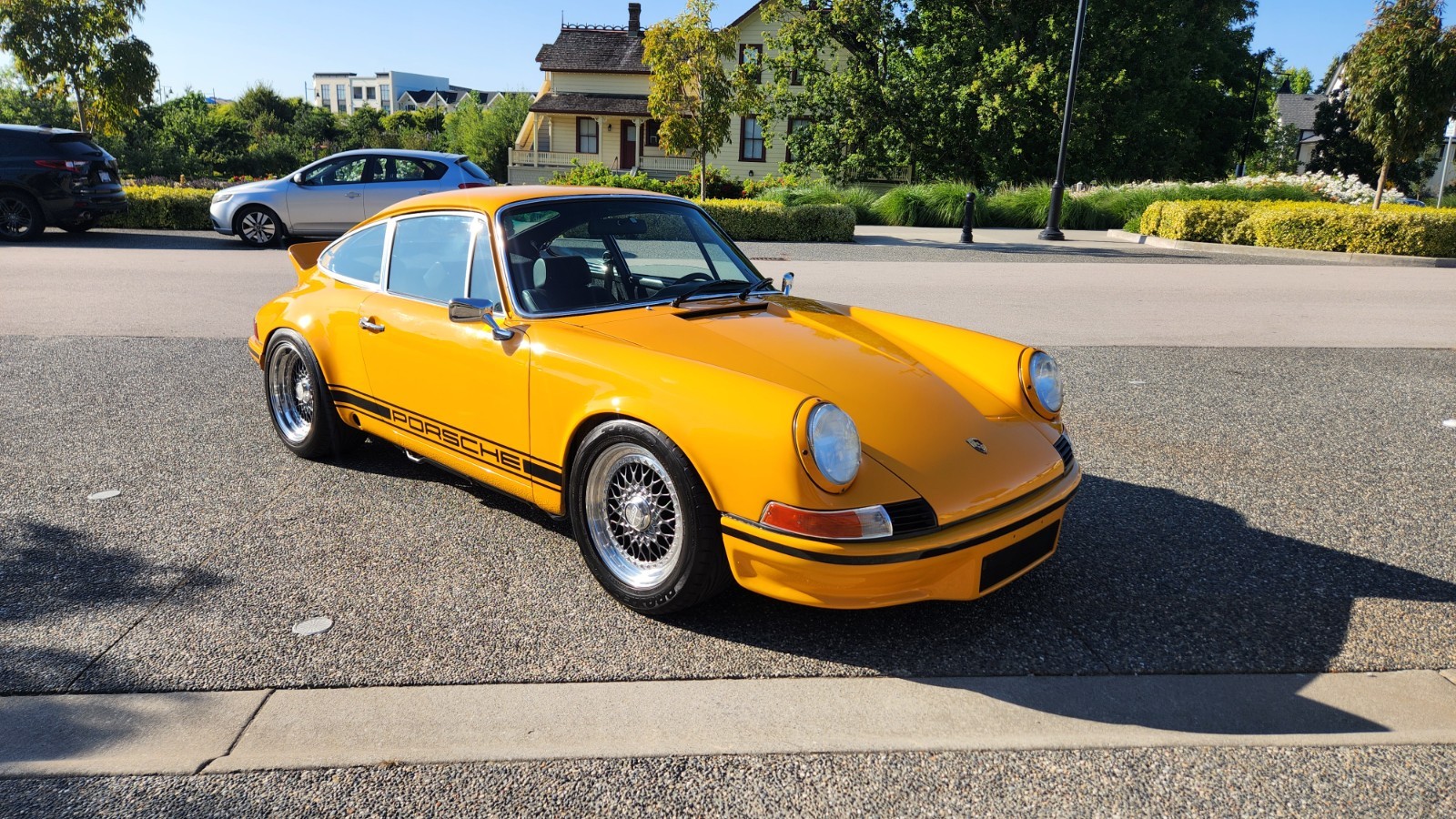 Porsche-911-1973-Coupe-21
