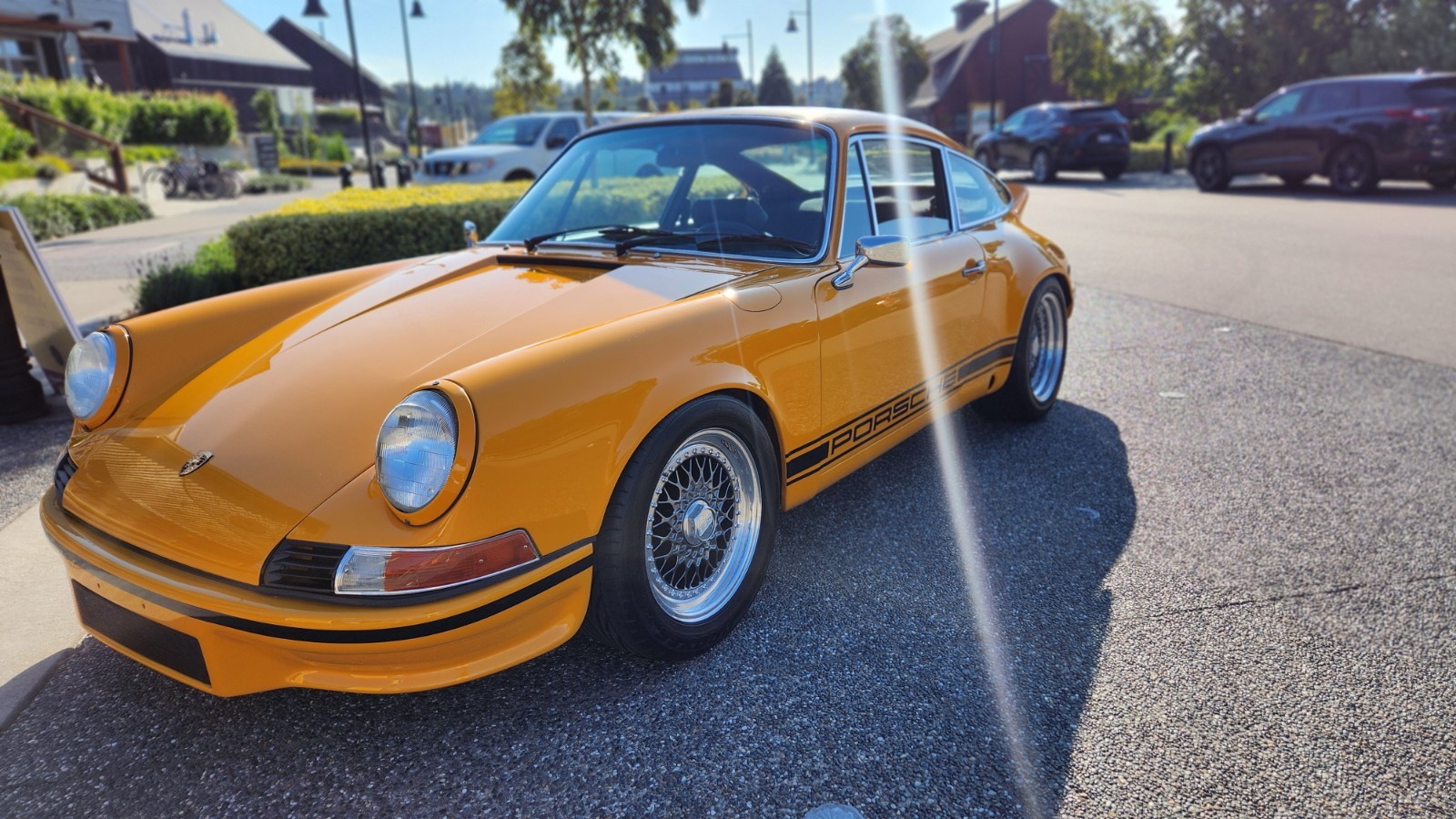 Porsche-911-1973-Coupe-23