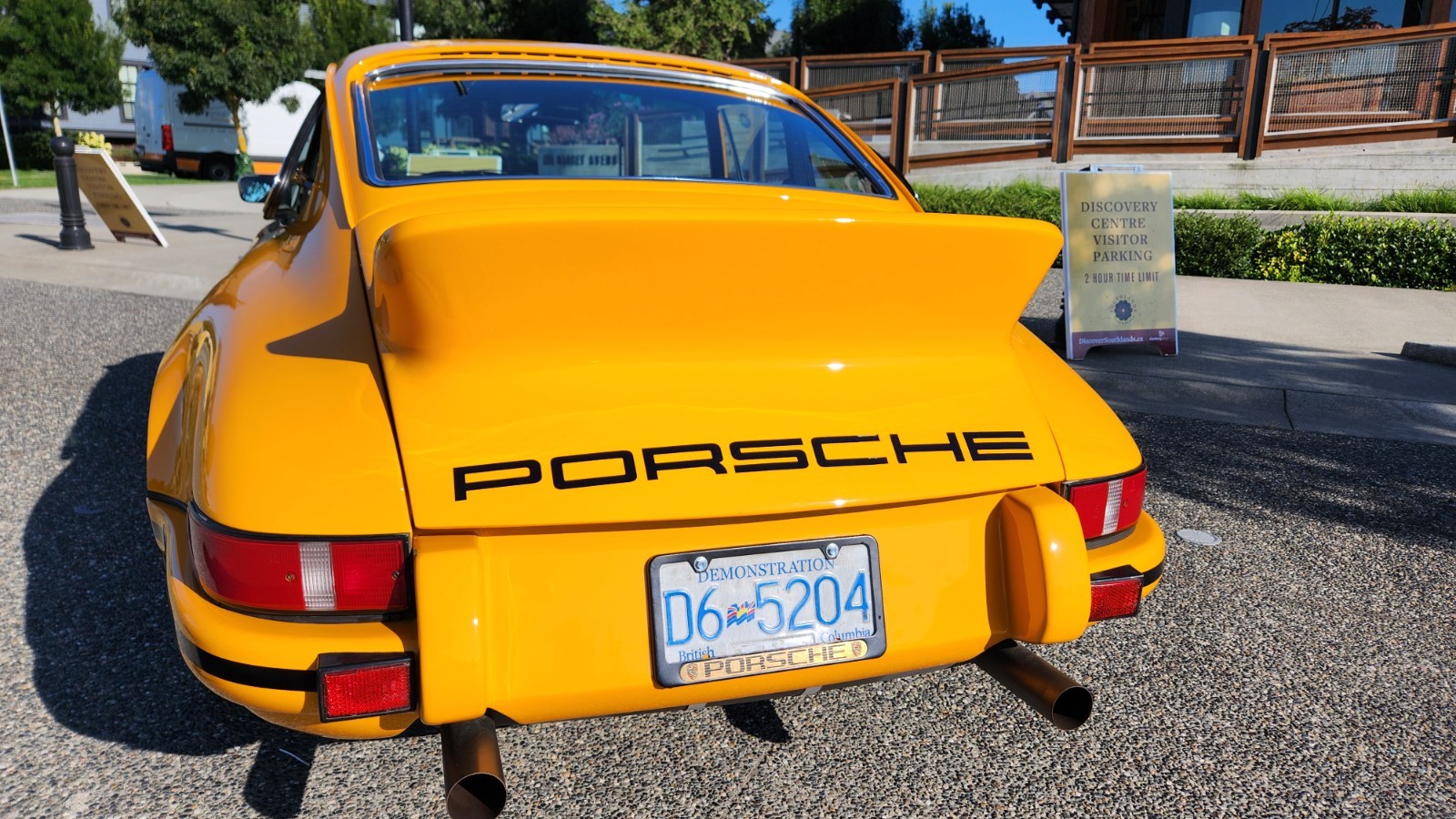 Porsche-911-1973-Coupe-24