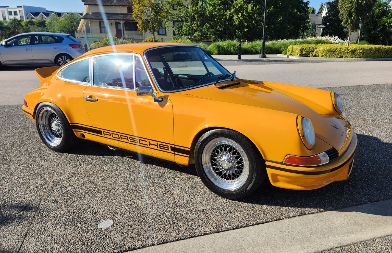 Porsche-911-1973-Coupe-6