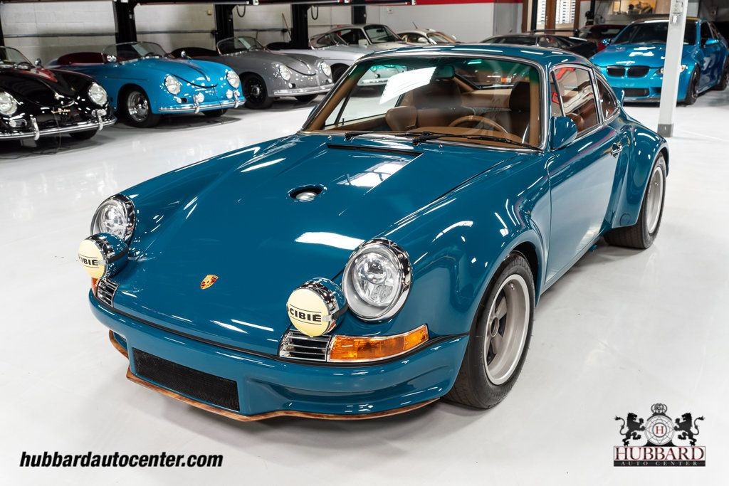 Porsche-911-1975-Coupe-11