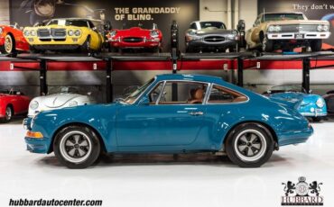 Porsche-911-1975-Coupe-4