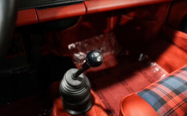 Porsche-911-1976-TARGA-16