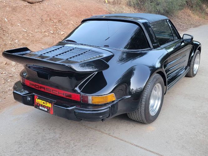 Porsche-911-1977-Black-Tan-8
