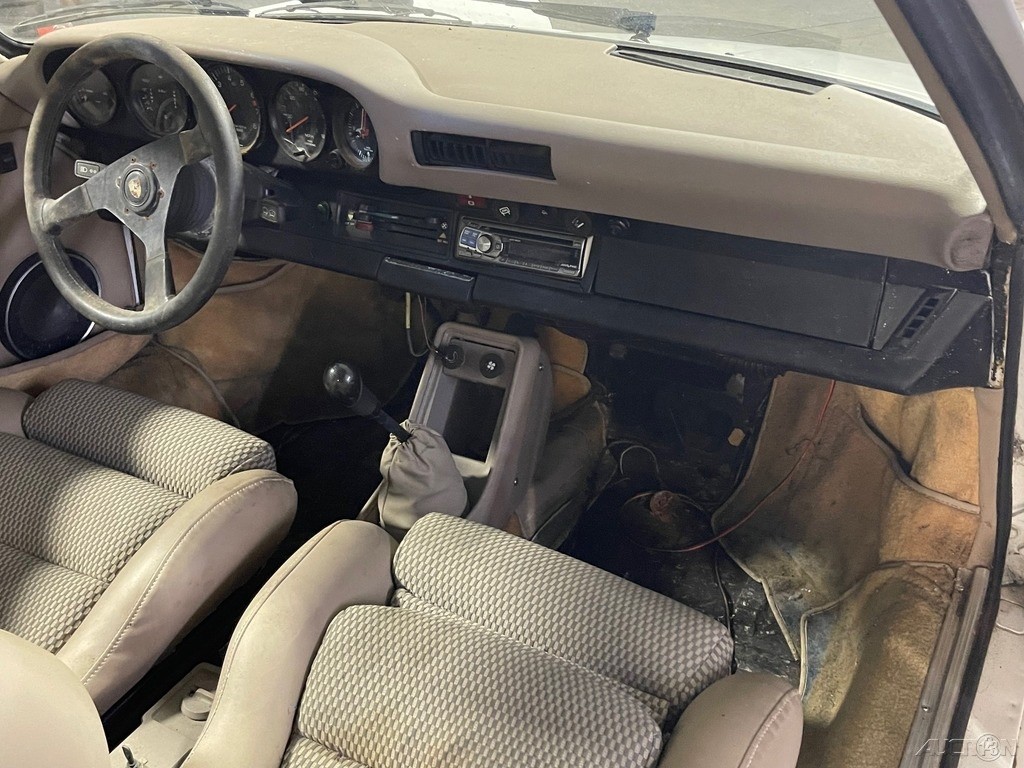 Porsche-911-1979-Other-12
