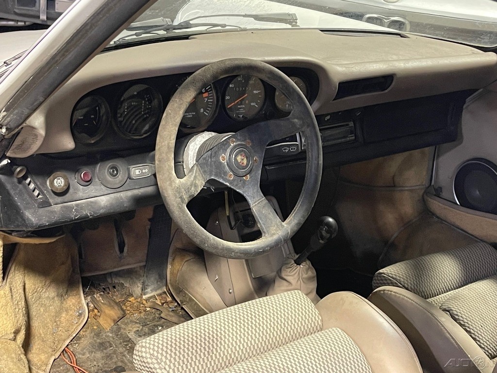 Porsche-911-1979-Other-14