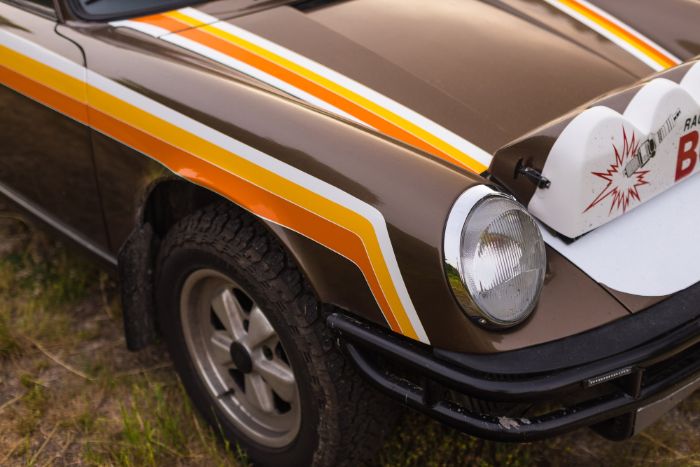 Porsche-911-1981-Brown-Black-4