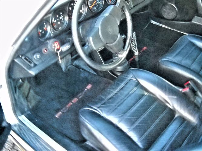 Porsche-911-1981-White-3