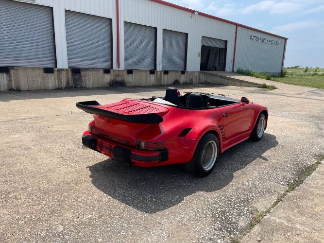 Porsche-911-1982-7