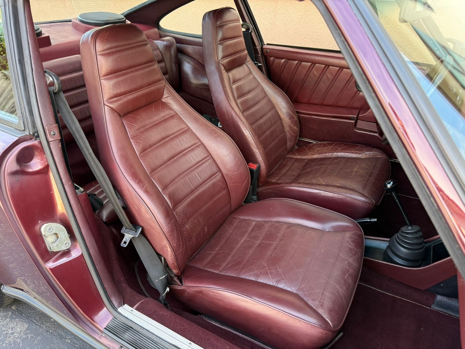 Porsche-911-1983-11