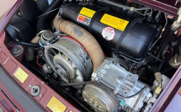 Porsche-911-1983-18