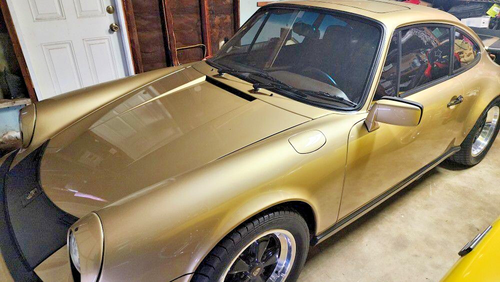 Porsche-911-1983-Coupe-16