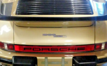 Porsche-911-1983-Coupe-17