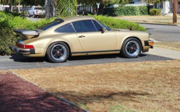 Porsche-911-1983-Coupe-4