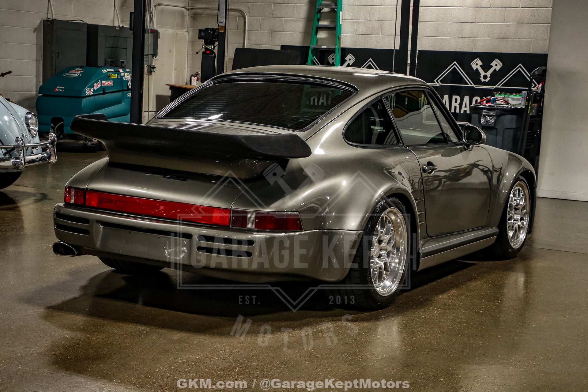 Porsche-911-1983-Gray-Brown-35