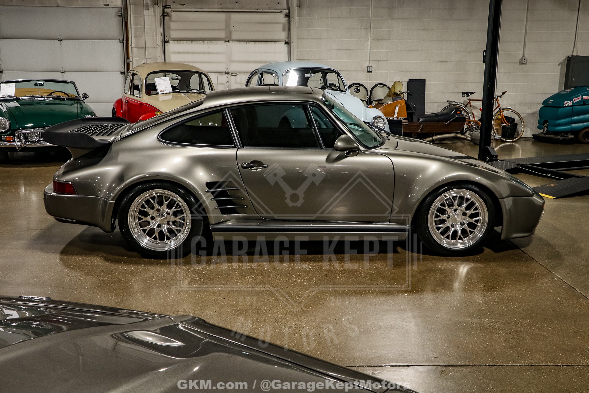 Porsche-911-1983-Gray-Brown-37