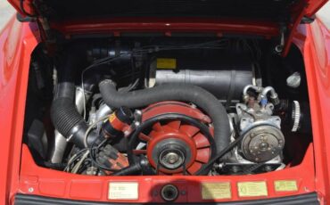 Porsche-911-1983-Red-4