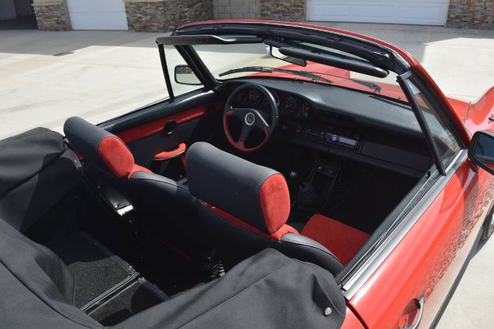 Porsche-911-1983-Red-6