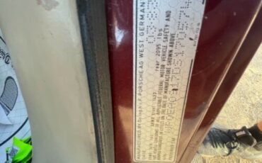 Porsche-911-1983-Ruby-Red-Metallic-Sand-Beige-Leather-10