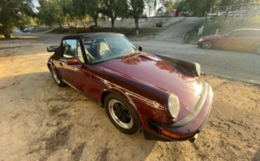 Porsche-911-1983-Ruby-Red-Metallic-Sand-Beige-Leather-18