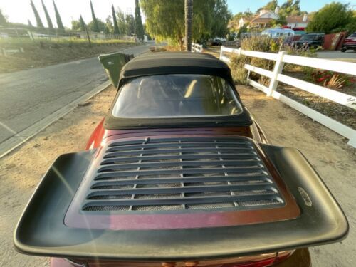 Porsche-911-1983-Ruby-Red-Metallic-Sand-Beige-Leather-8
