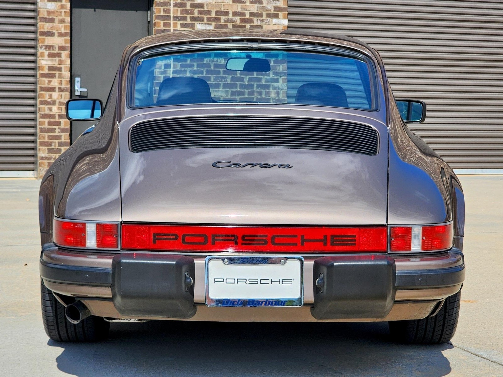 Porsche-911-1984-Coupe-14