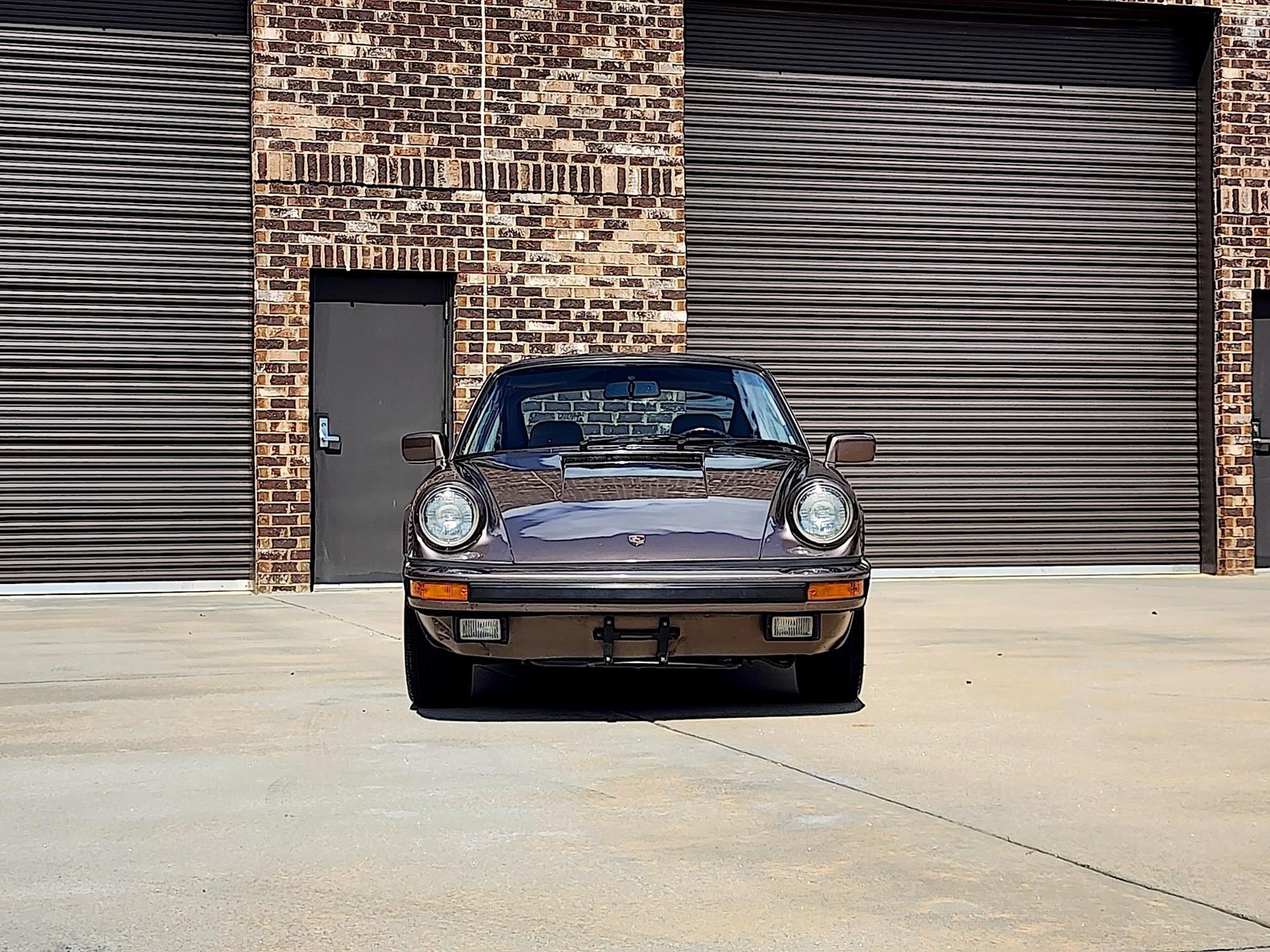 Porsche-911-1984-Coupe-2