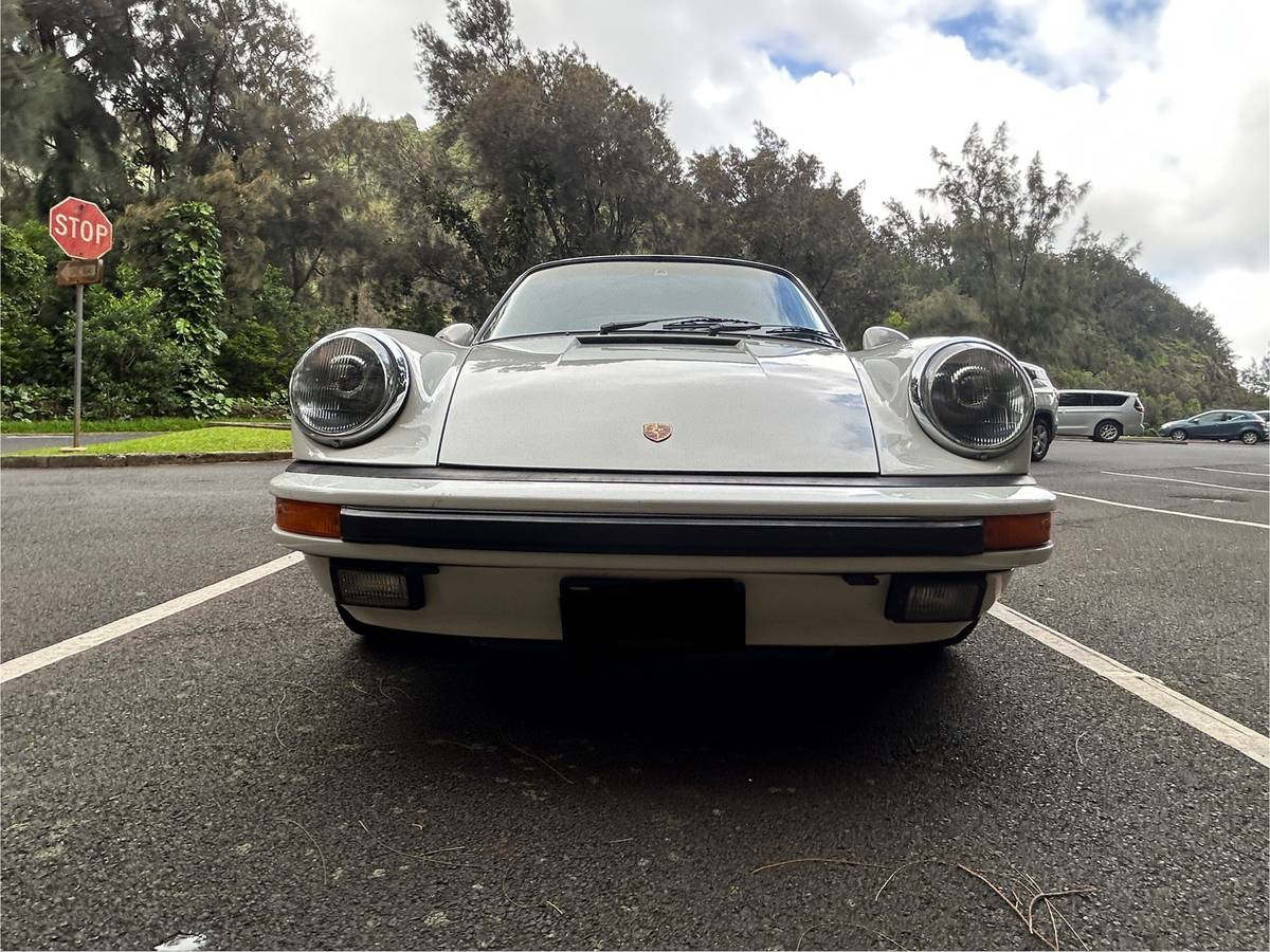 Porsche-911-1984-white-1