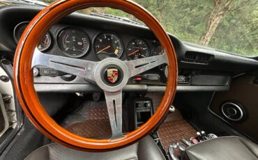 Porsche-911-1984-white-7
