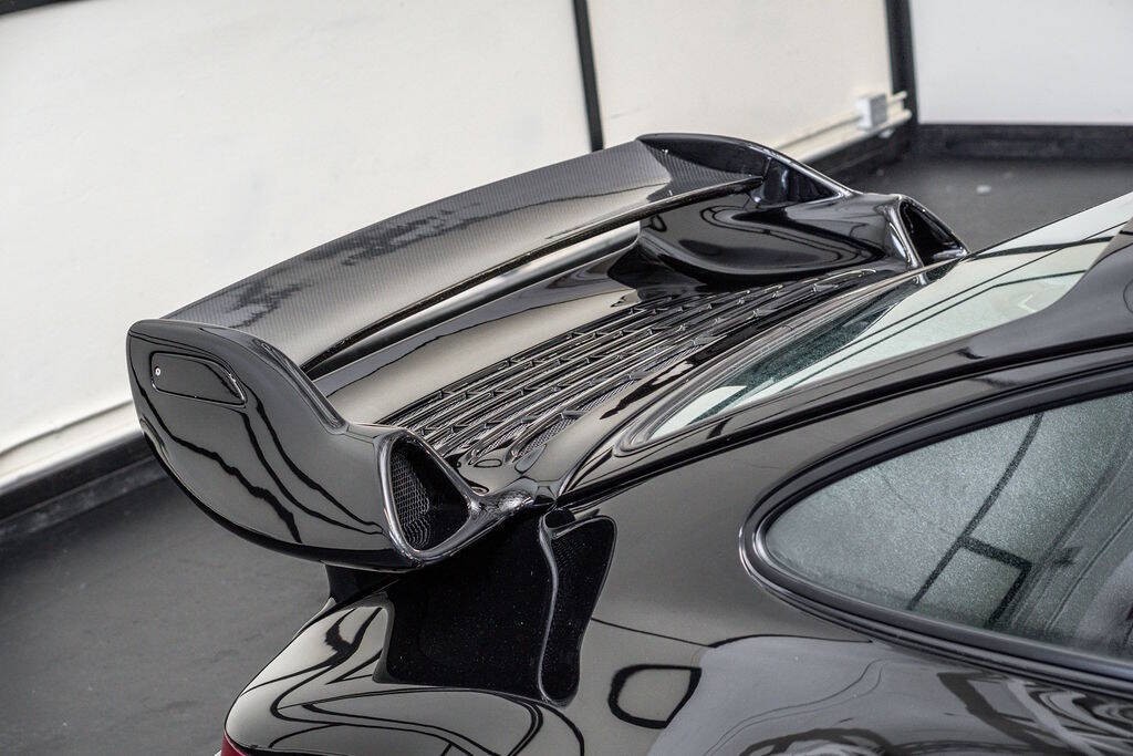 Porsche-911-1986-Coupe-10