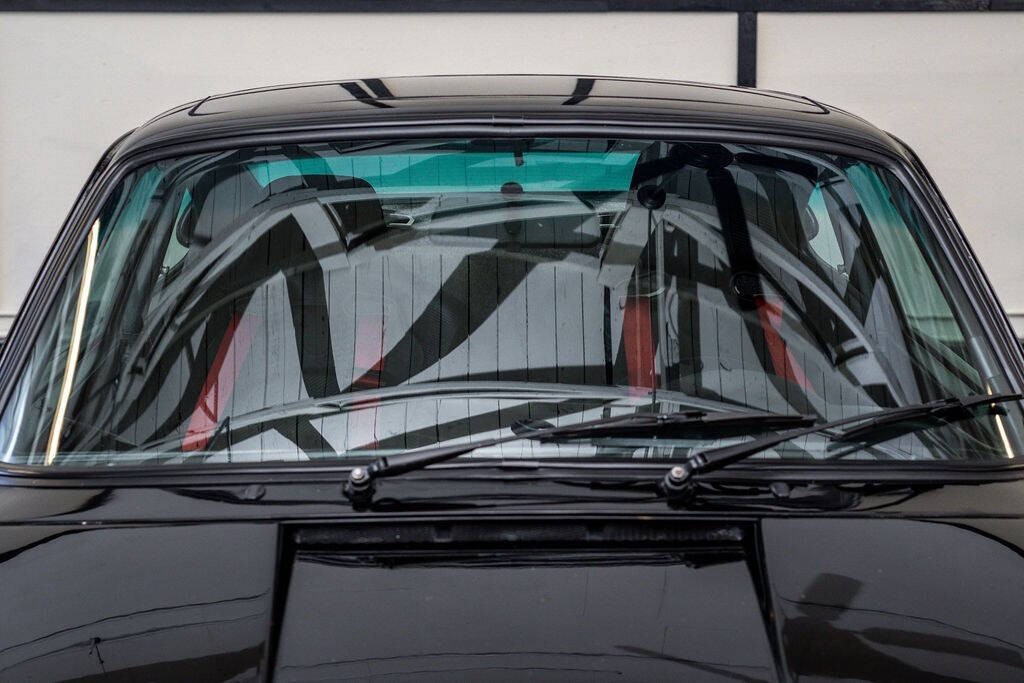Porsche-911-1986-Coupe-11