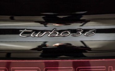 Porsche-911-1986-Coupe-34