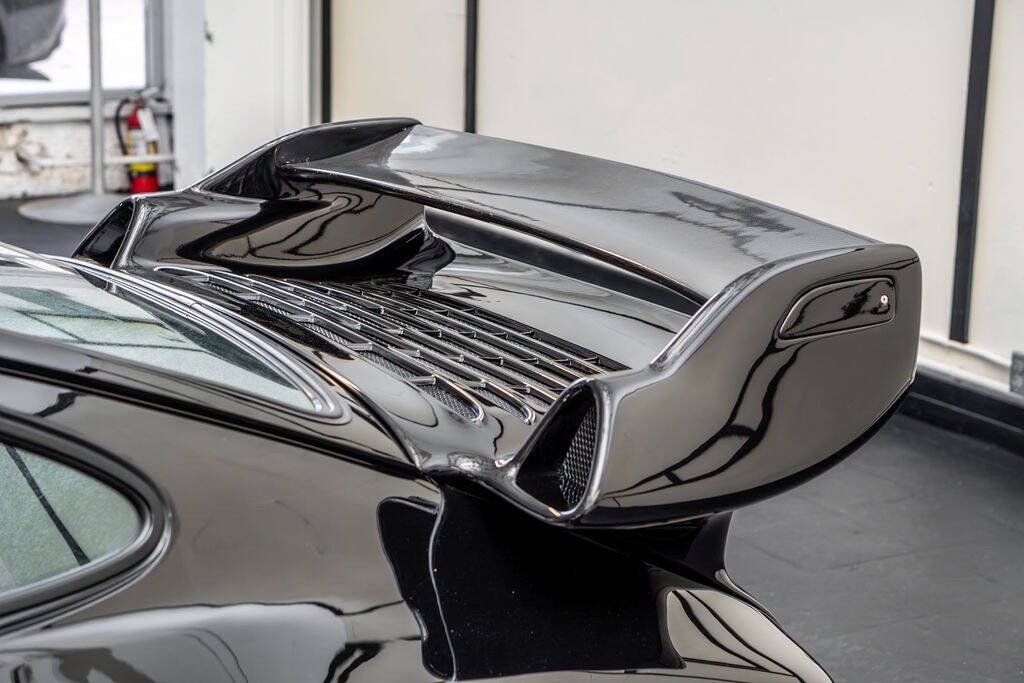 Porsche-911-1986-Coupe-36