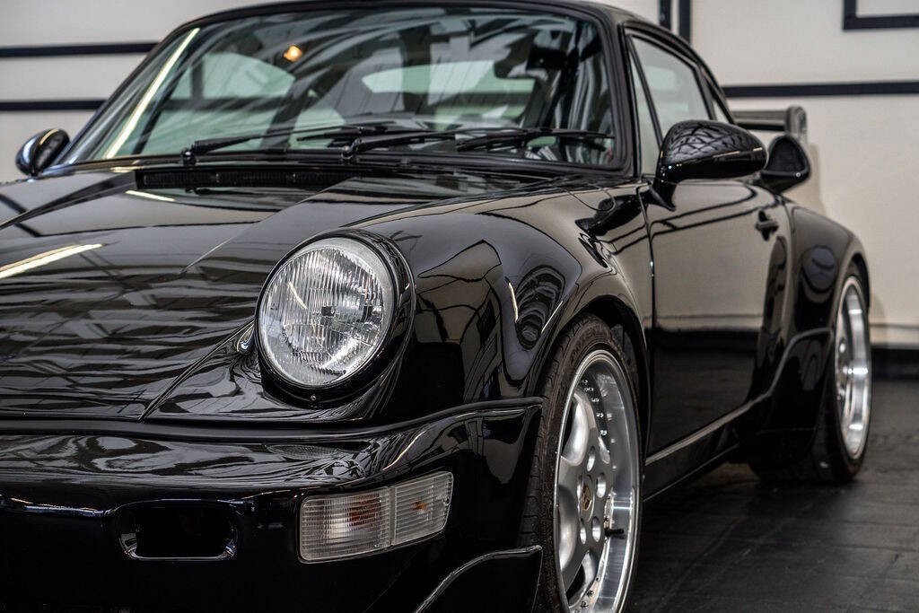 Porsche-911-1986-Coupe-6