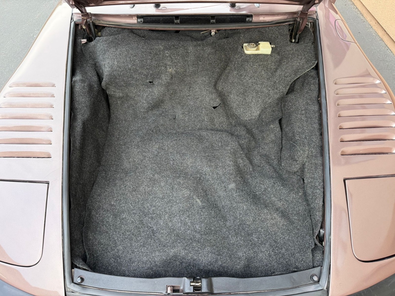 Porsche-911-1987-17
