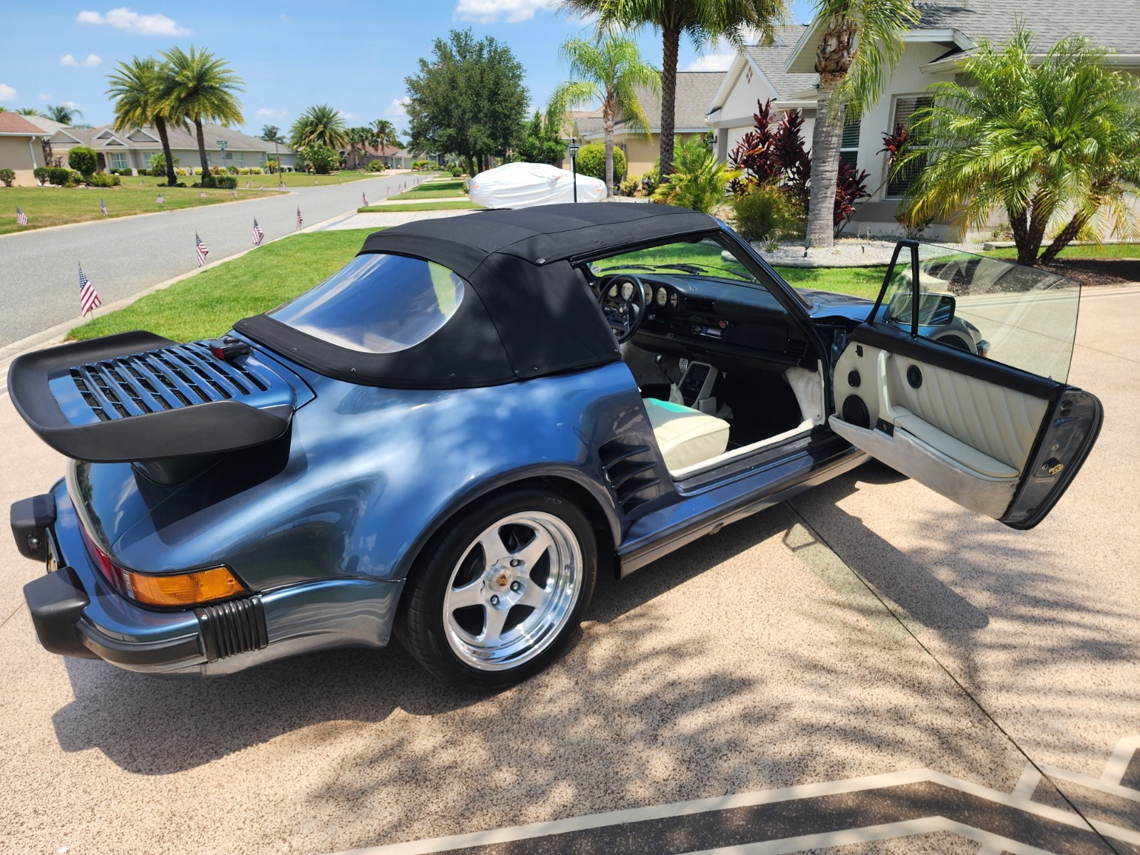 Porsche-911-1987-Convertible-24