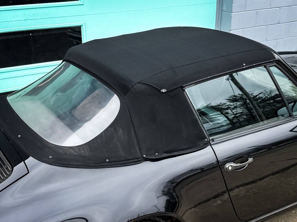 Porsche-911-1988-Convertible-13