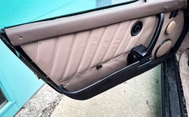 Porsche-911-1988-Convertible-16