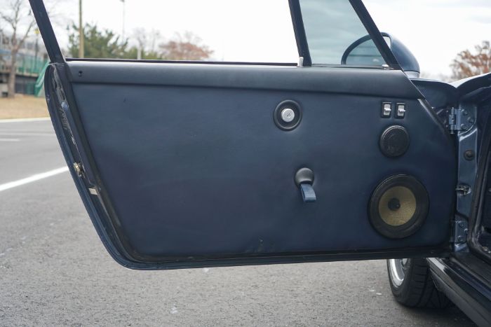 Porsche-911-1988-Venetian-Blue-Metall-14