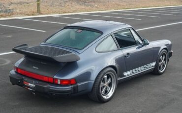 Porsche-911-1988-Venetian-Blue-Metall-22